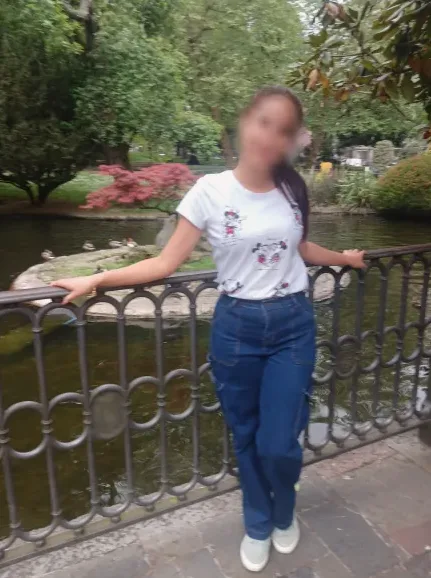 Alba, 22 años