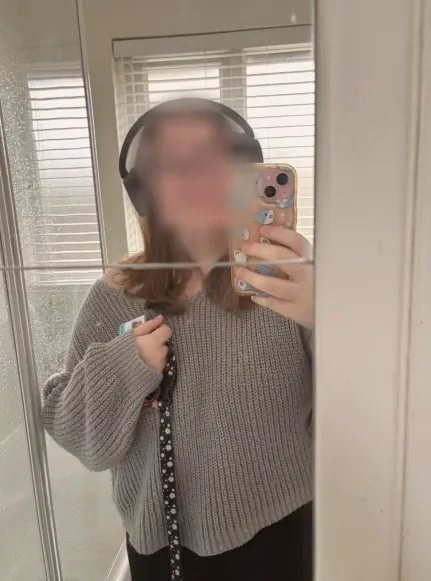 Claudia, 23 años
