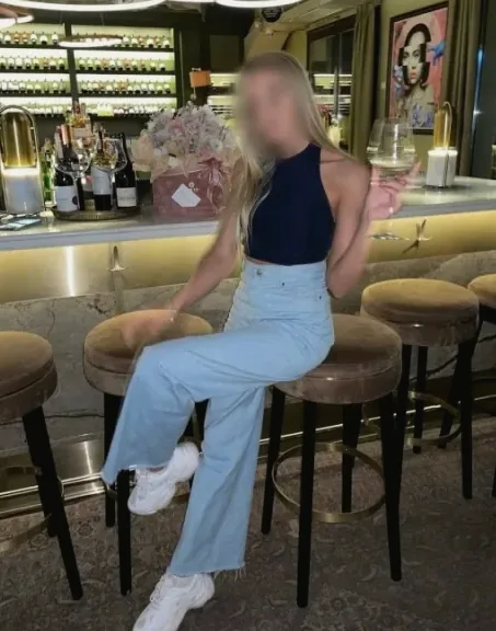 Eva, 34 años
