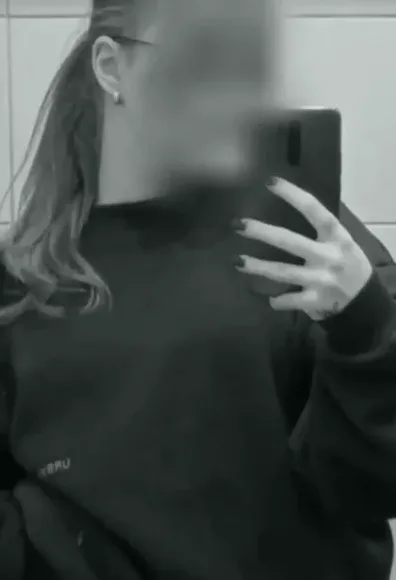 Khadija, 19 años